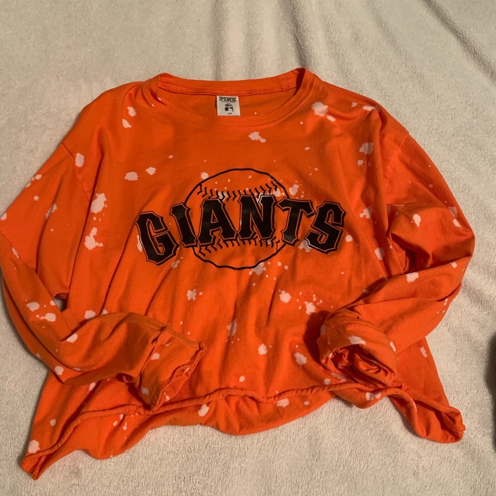 SF Giants shirt